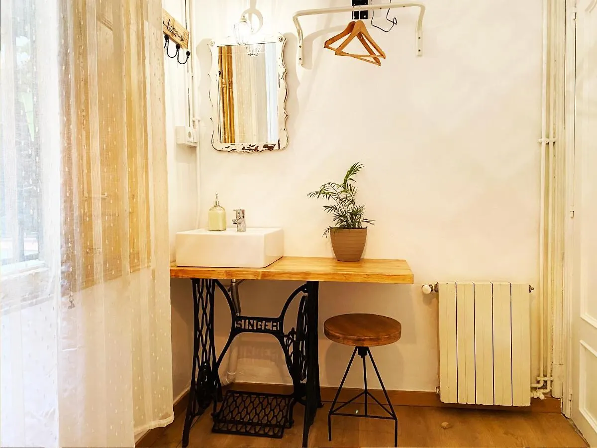 Guest house Hostal Portugal Barcelona