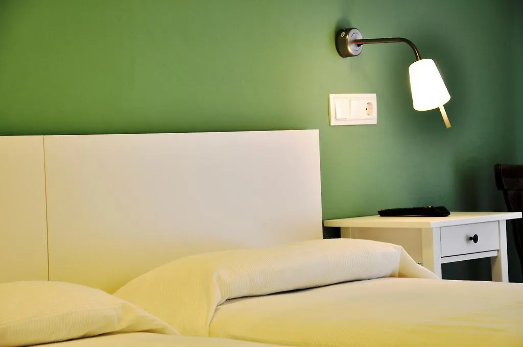Hostal Portugal Barcelona Guest house
