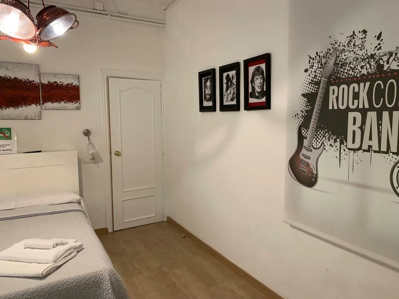 招待所 Hostal Portugal 巴塞罗那
