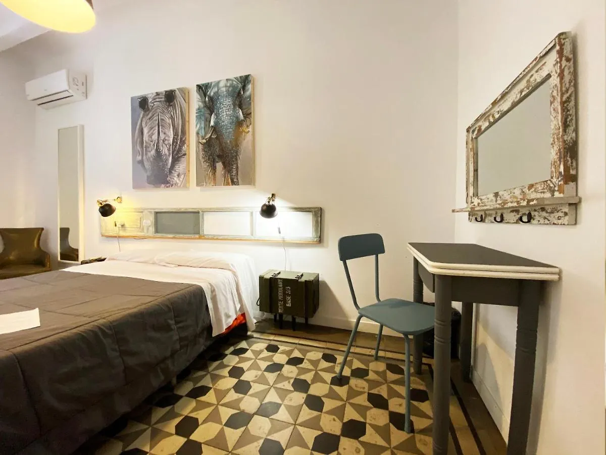 Hostal Portugal Barcelona 0*,  Spain